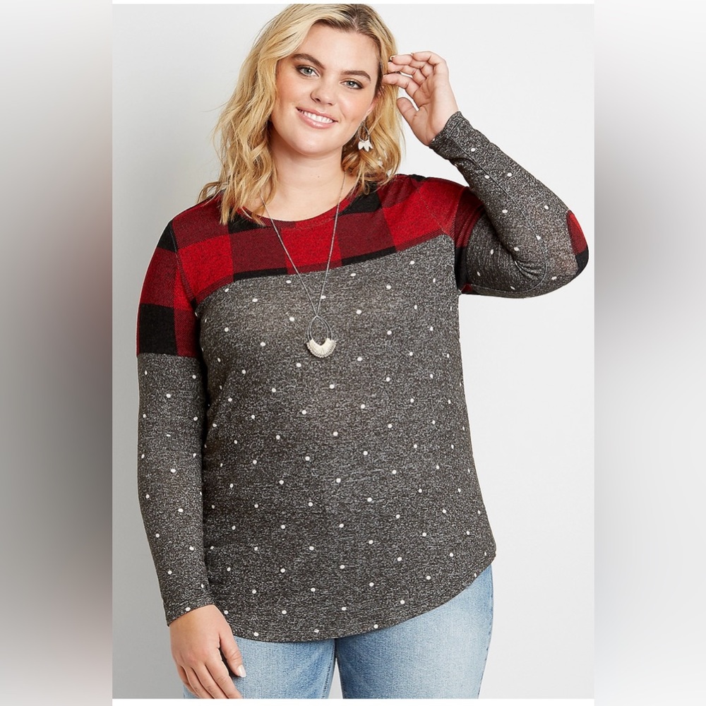 🔥SALE🔥Maurices 24/7 Football Tee